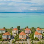 Myflat Golden Coast Panorama Daire
