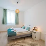 Myflat Golden Coast Panorama Daire Siofok