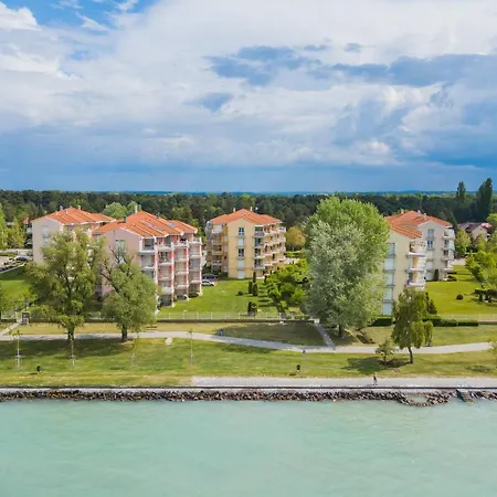 Myflat Golden Coast Panorama Daire *