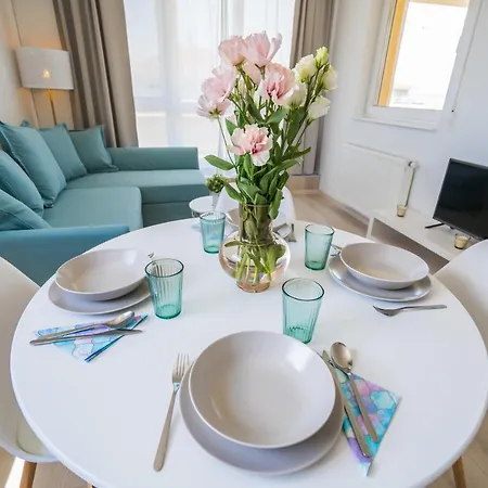 Myflat Golden Coast Panorama Apartment