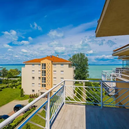 Myflat Golden Coast Panorama Apartment Siofok