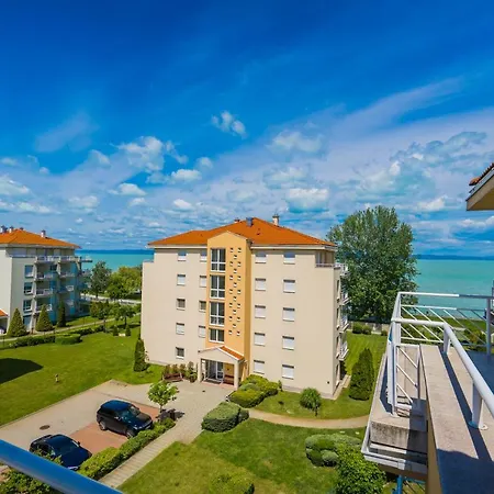 Myflat Golden Coast Panorama * Siófok
